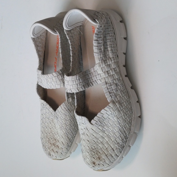 Skechers Shoes - Skechers Memory Foam Lightweight White Woven Mary Jane Flats Size 8